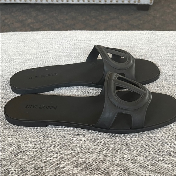 Steve Madden Shoes - Steve Madden Black Slide Sandals with Teardrop Cutout